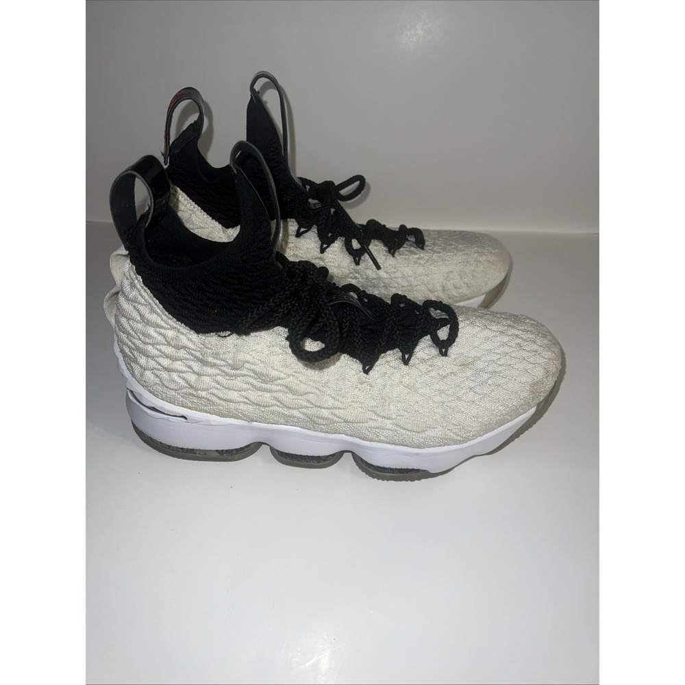 Nike LeBron 15 Graffiti GS 7Y White/Black AQ6176-100 Basketball Retro